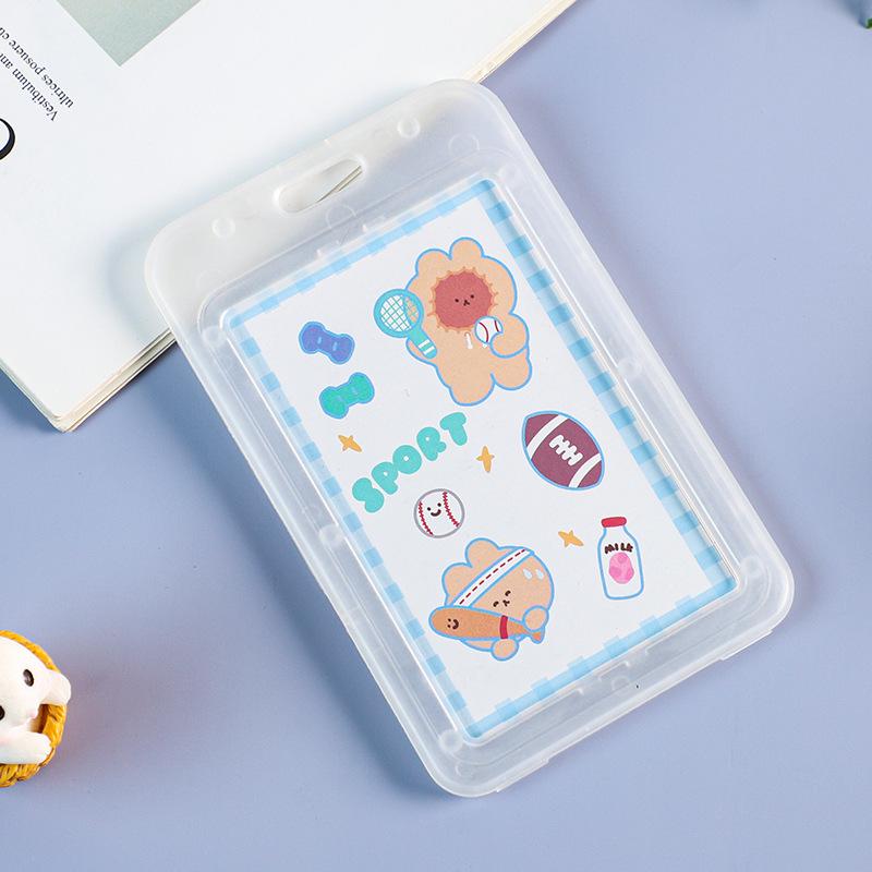 Portcard retractabil pentru studenți: Ideal pentru carduri ID, școlare, de campus, de autobuz și de grădiniță.