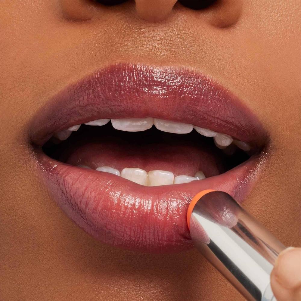 Mac Candid   Glow Play Tendertalk Lip Balm