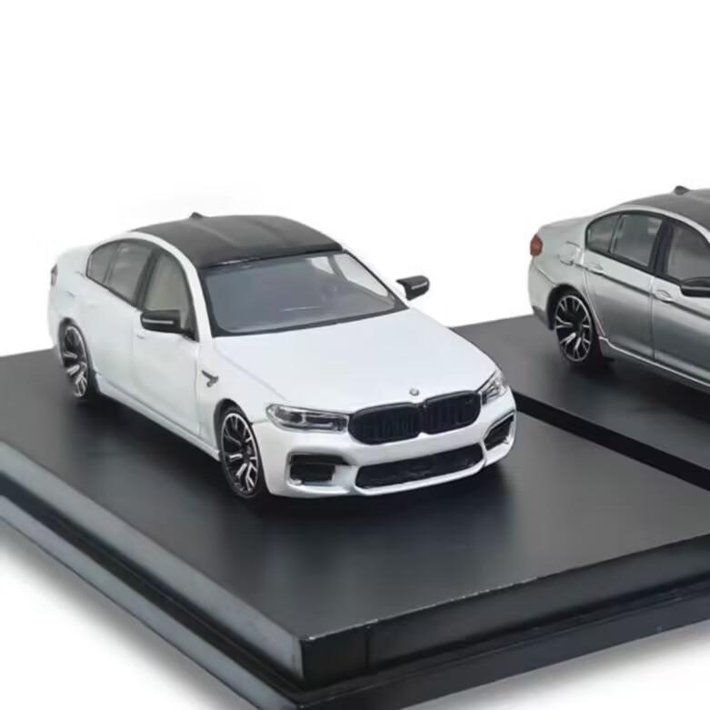 MJ 1:64 car model BWM BMW M5 F90 6th generation MK6 alloy car model, collection model