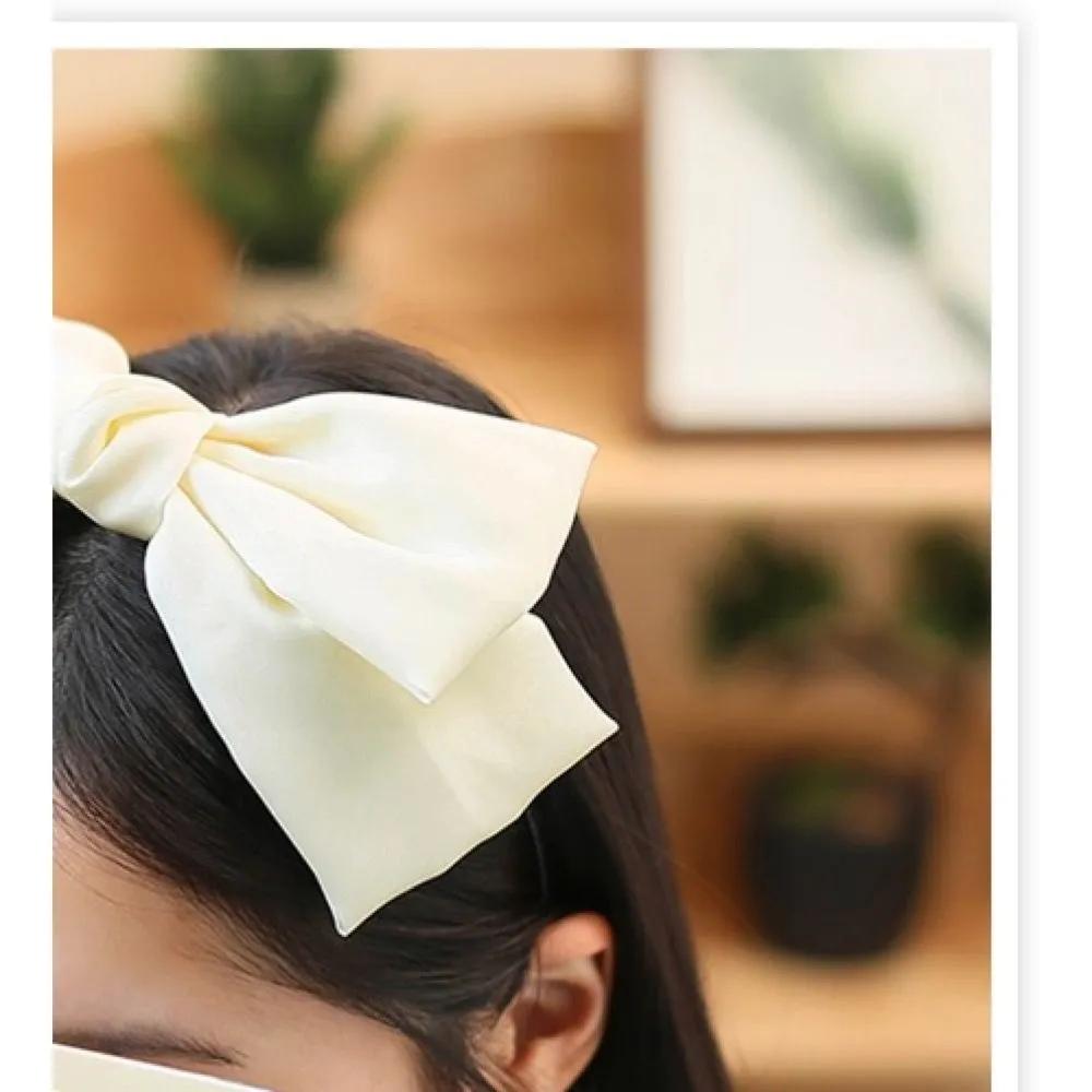 Hairband, large ribbon, ribbon decoration, satin ribbon, ivory