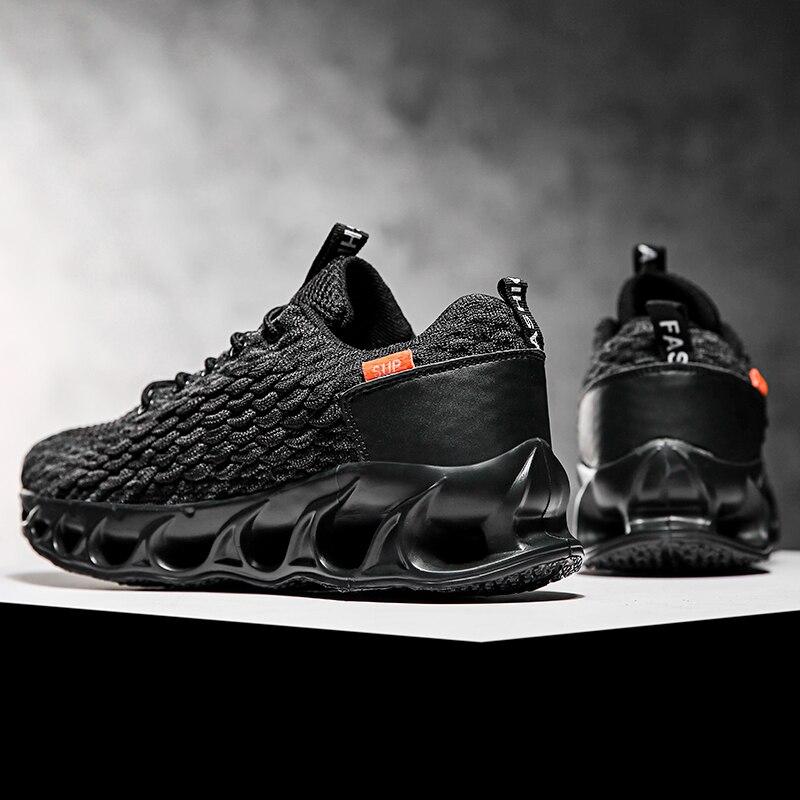 Leichte Weiche Herren-Sneaker Atmungsaktive Fliegengewebte Lederkombination Laufschuhe Lässige Herren-Sportschuhe