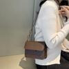 Geantă de umăr crossbody pătrată mică retro pentru femei 2024