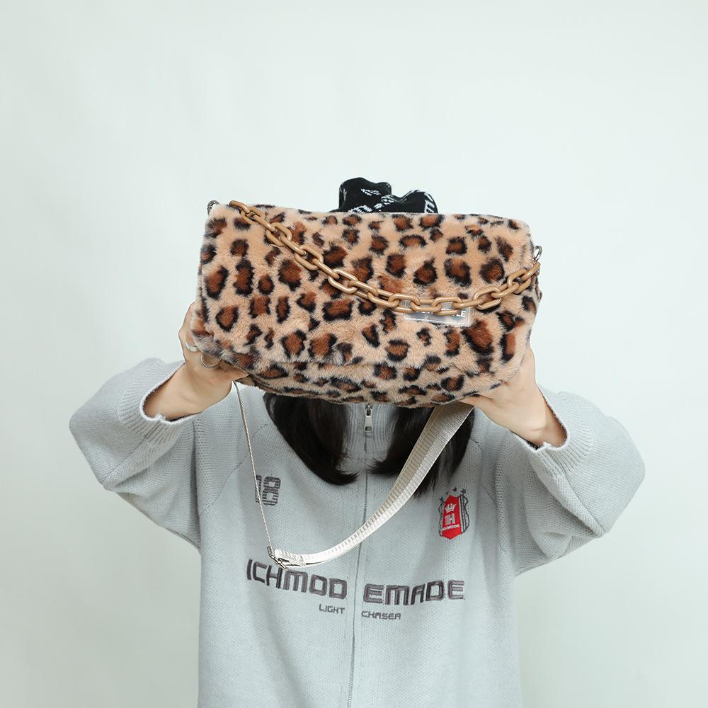 Korean Atmosphere Mao Mao Bag Female 2025 Autumn and Winter New Spice Girl Retro Leopard Print Bag Plush Pillow Messenger Bag