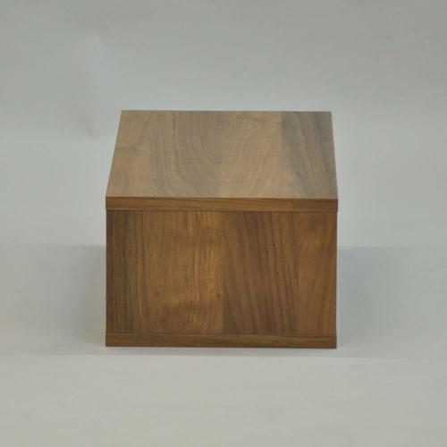 AITECH AIS Open Rack System, 60cm Wide x 30cm Deep x 20cm High, Walnut, OPR-6020 WLNT