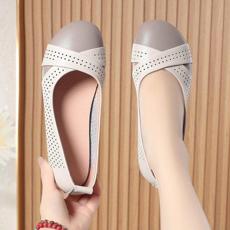 Fashion AIYUQI Mom Shoes Anti-slip 2025 Autumn New Genuine Leather Ladies' Shoes Large Size One-legged Shoe Women