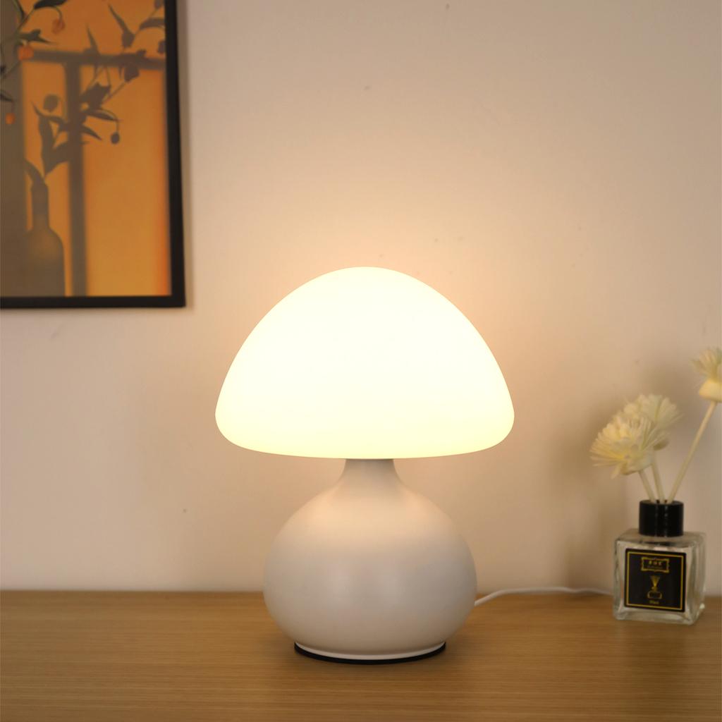 LED Mushroom Desk Lamp USB Three Color Adjustable Bedroom Living Room Study Desktop Decoration Cream Style Warm Atmosphere