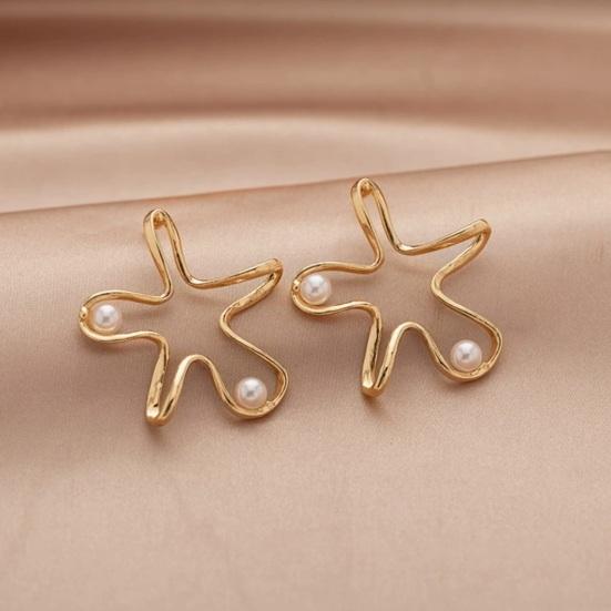 Starfish Ear Studs with Faux Pearls Elegant Stud Earrings Coastal Beach Starfish Earrings for Daily Wear Parties Dates Vacation
