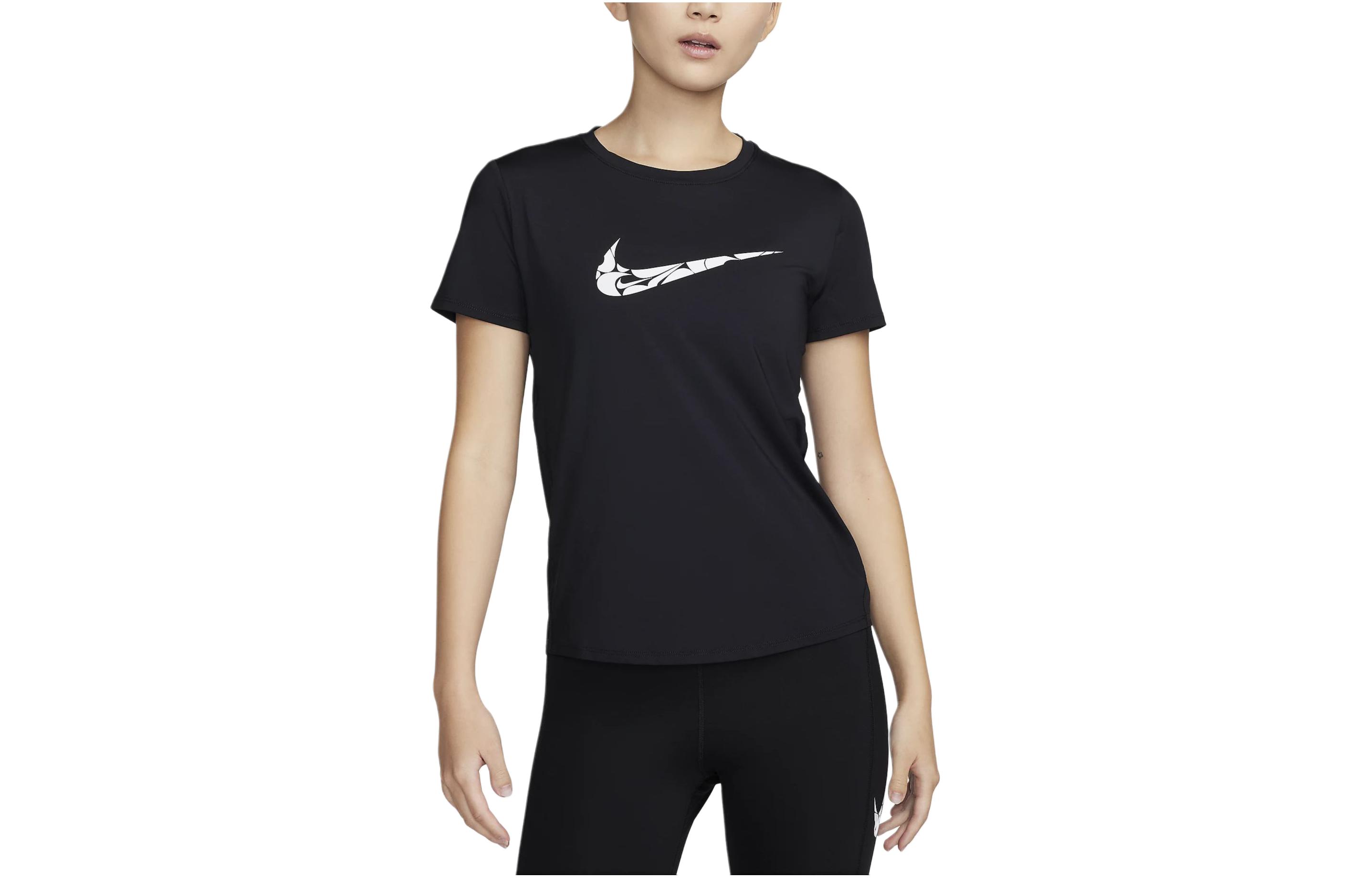 Nike Regular T Shirt Women s Black FN2619-010 M