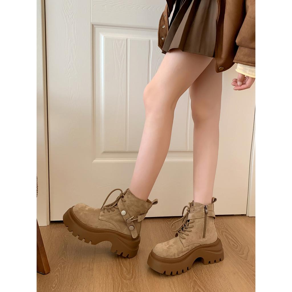 Brown Maillard heightened platform Martin boots autumn with skirt and thin short boots