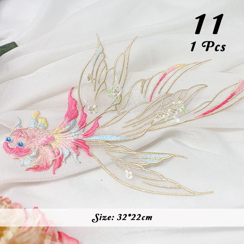 1Pc Antique Chinese Style Koi Fish Applique Embroidery Sew On Patches Sticker Diy Sewing Supplies for Hanfu Dress Clothing Patch