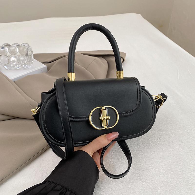Chic Fashionable Pu Leather Small Square Crossbody Bag For Trendy Autumn Style чёрный