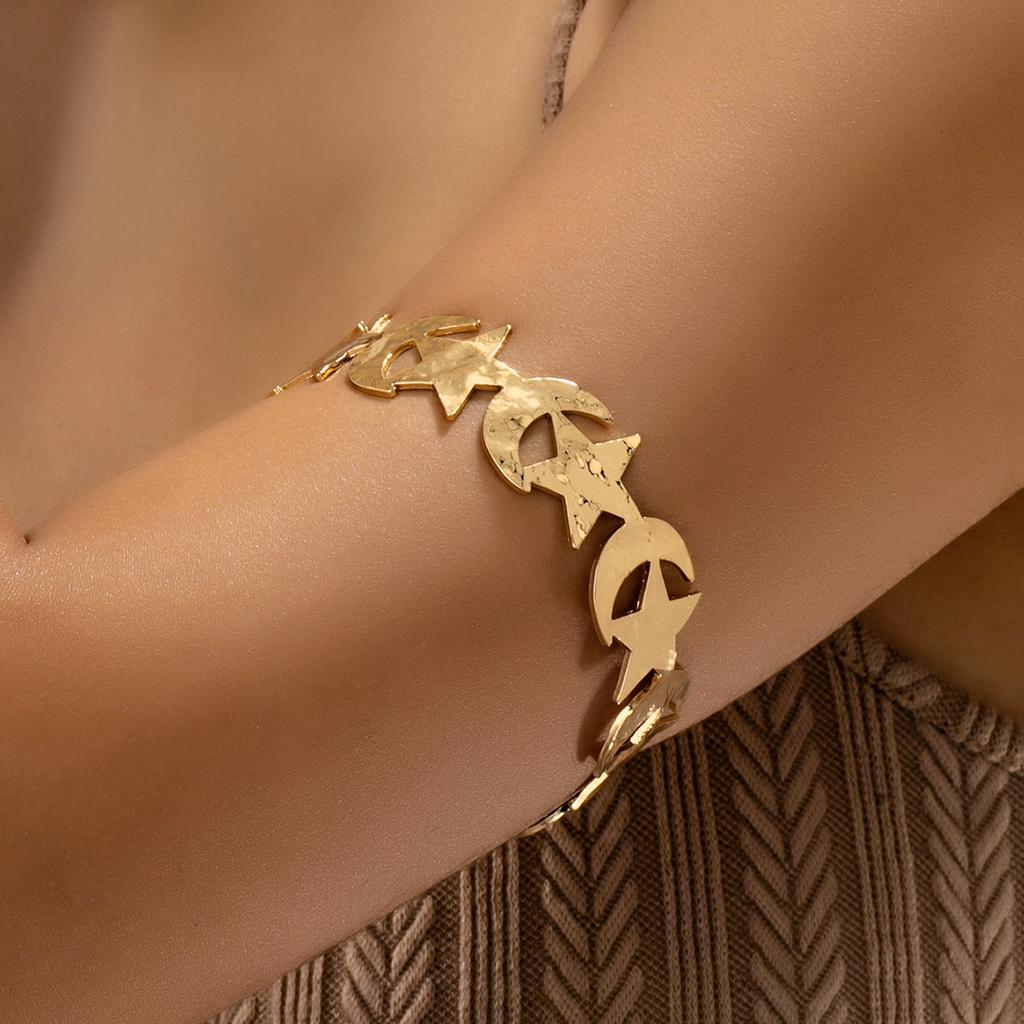 Vintage Hyperbolic Layered Wide Wire Bracelet Cuff Bangle for Women New Elegant Exaggerated Wrist Wrap Bangle Hand Jewelry Gift