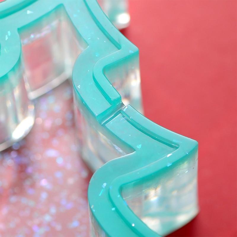 3D Crystal Lamp Christmas Tree Ornament Silicone Mold Suitable for Epoxy Resin Diy Crafts Jewelry Making Home Decor