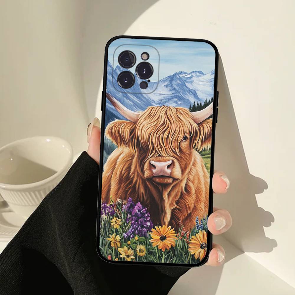 Lovely Animal Highland Cattle Phone Case For IPhone 16 15 14 13 12 Mini 11 Pro XS Max X XR SE 6 7 8 Plus Soft Silicone Cover