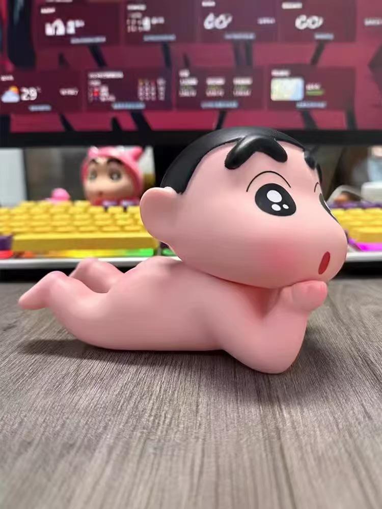 

Орнамент Крэйон Шин-чан: Милая японская аниме фигурка для ванны для модной настольной декорации.