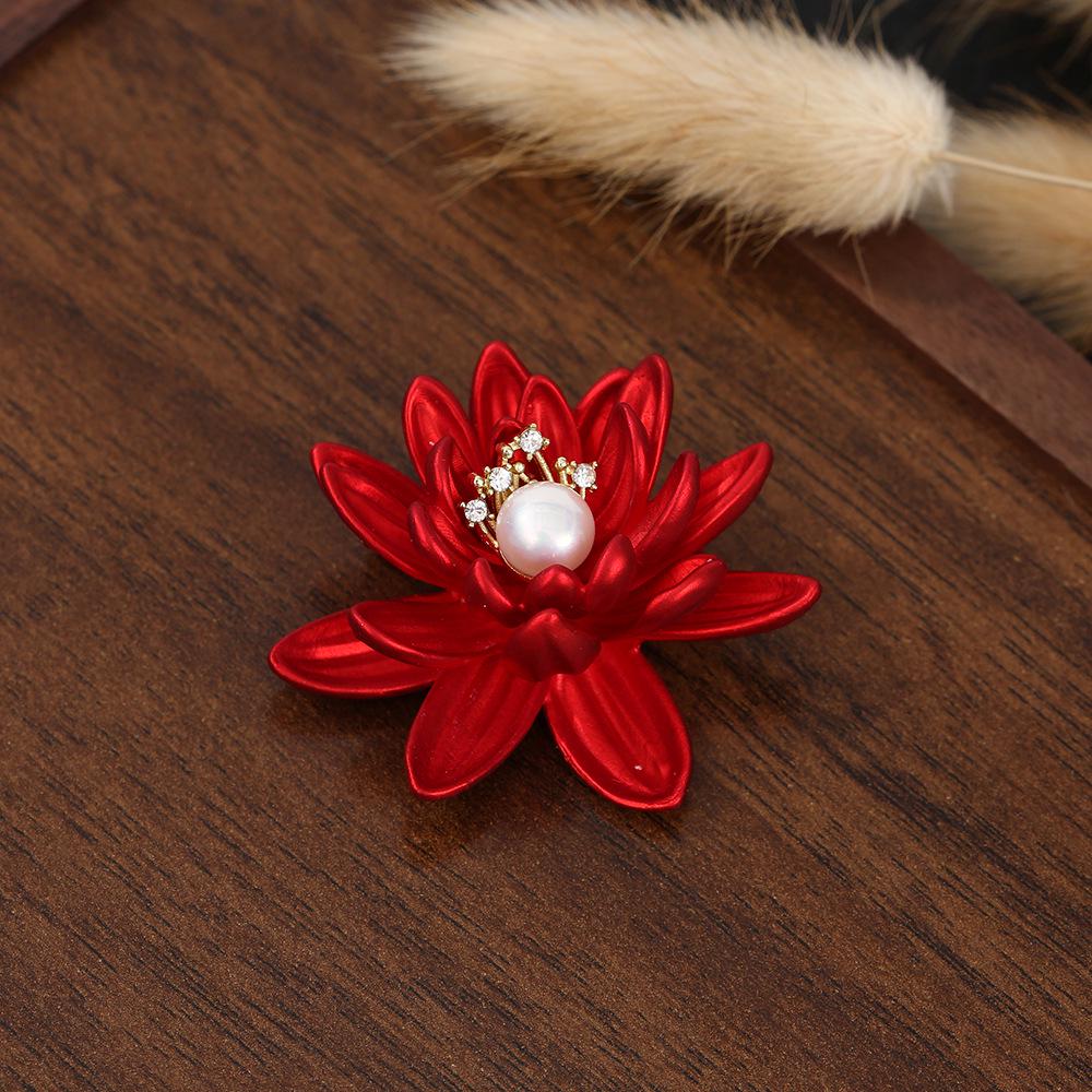 Stilvolle Blumen-Strass-Brosche für Damen - Anti-Expositions-Anzug-Accessoire