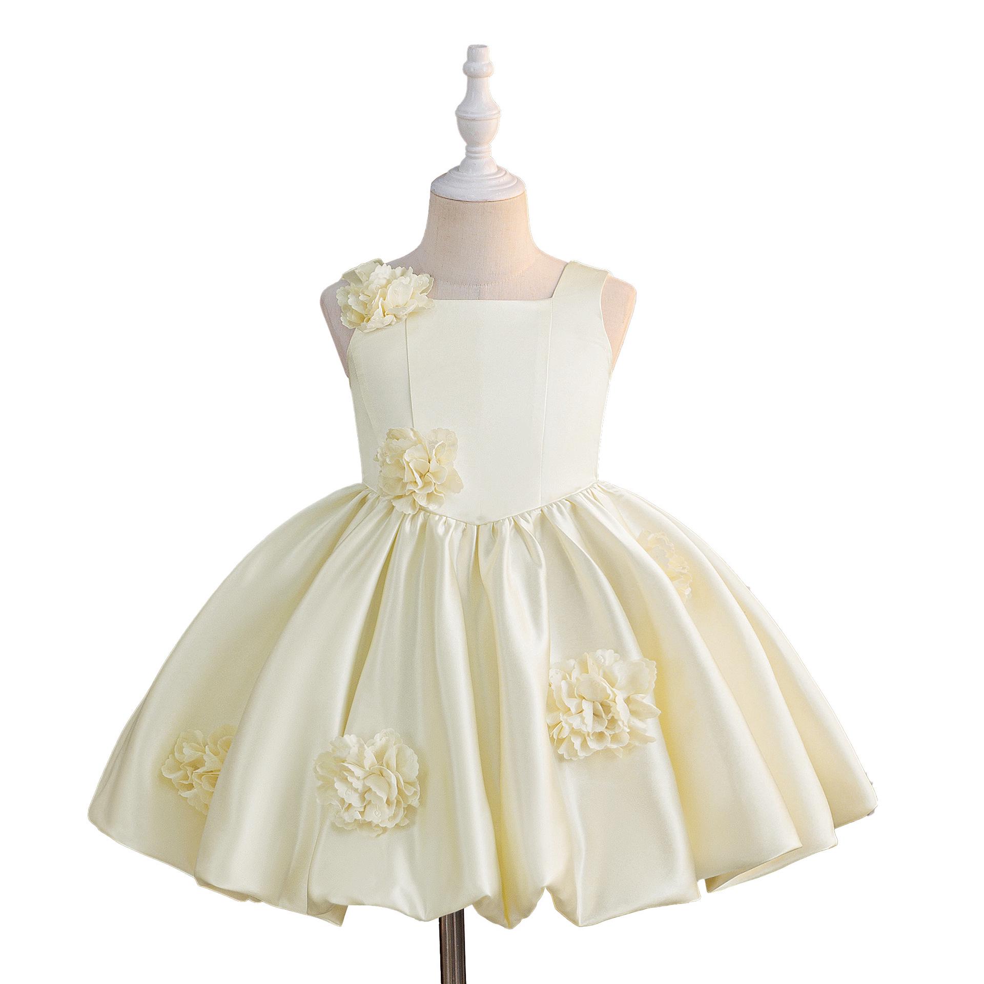 

Girls 3D Floral Princess Dress for Weddings, Fashion Shows, Stage, or Piano Performances 120cm/5 Years