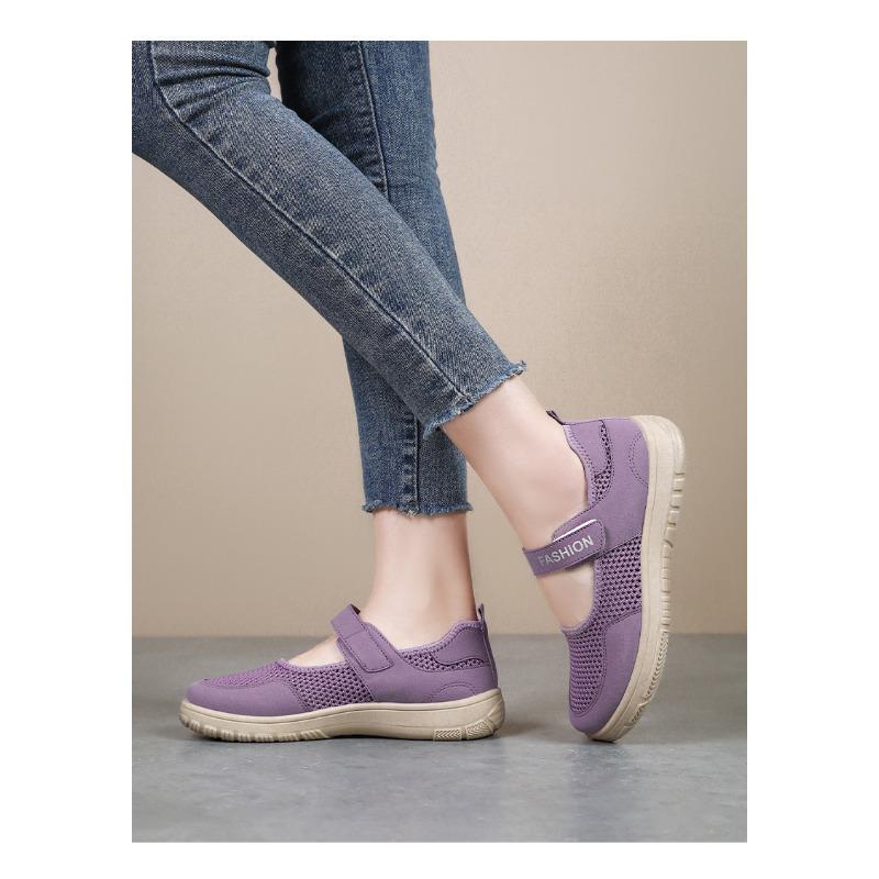 Women Spring Casual Flats Breathable Comfortable Soft Sole Slip-On Mom Shoes Lightweight PU Everyday Wear Old Beijing Style