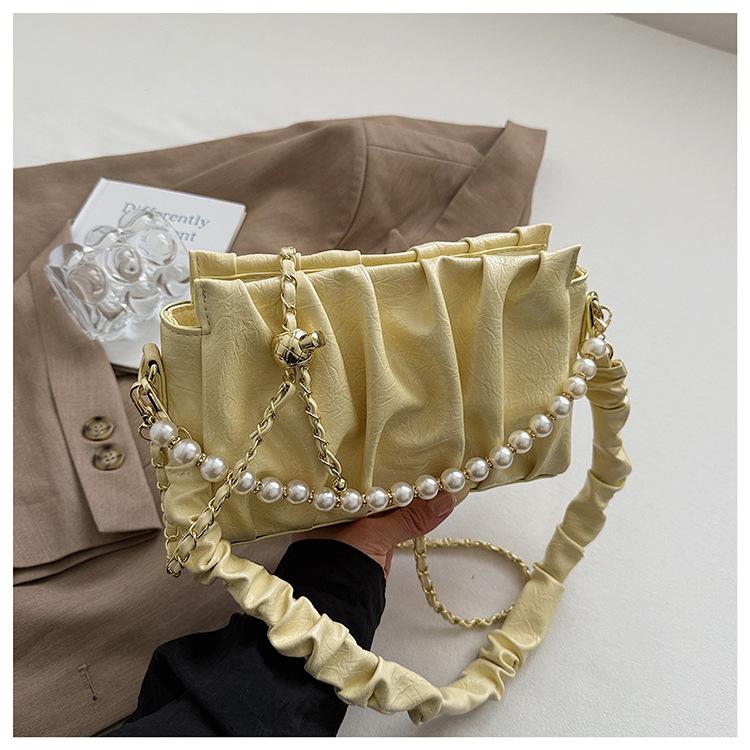 Shoulder bag 2025 new niche pearl portable pleated cloud bag women's small fresh underarm bag casual messenger bag