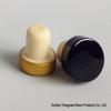 Universal Silicone Wine Bottle Stopper - T-shaped Cap for Red, White, and Champagne Wine.