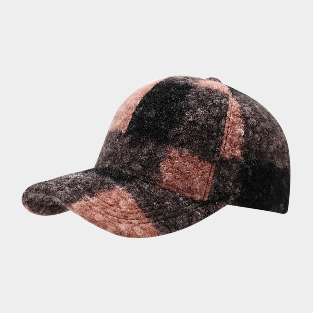 

Fashionable Art Deco Baseball Cap With Embroidered Plaid Pattern And Adjustable Strap For Streetwear чорний