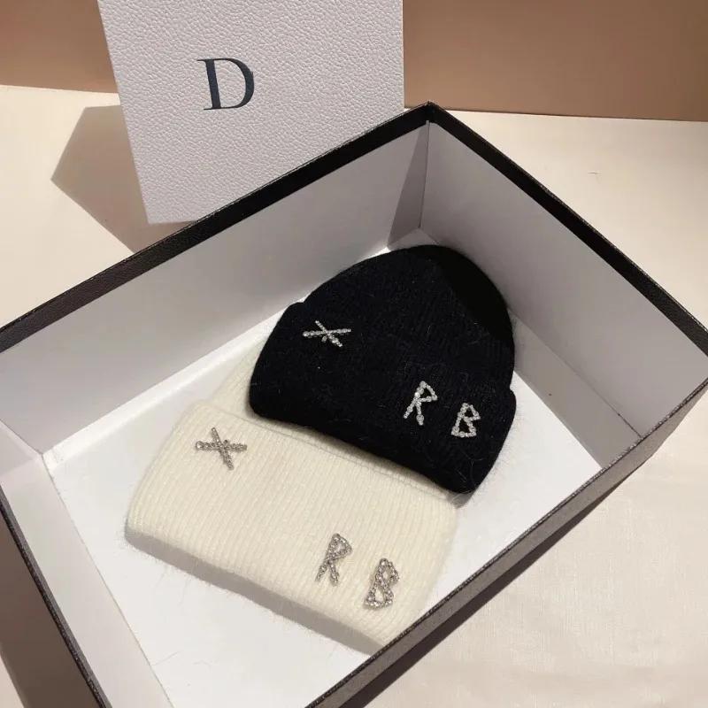 2025 New Fashion Rabbit Hair Diamond Letter Hat Women's Winter Warm Knit Hat Designer Women's Casual Hat Ski Hat
