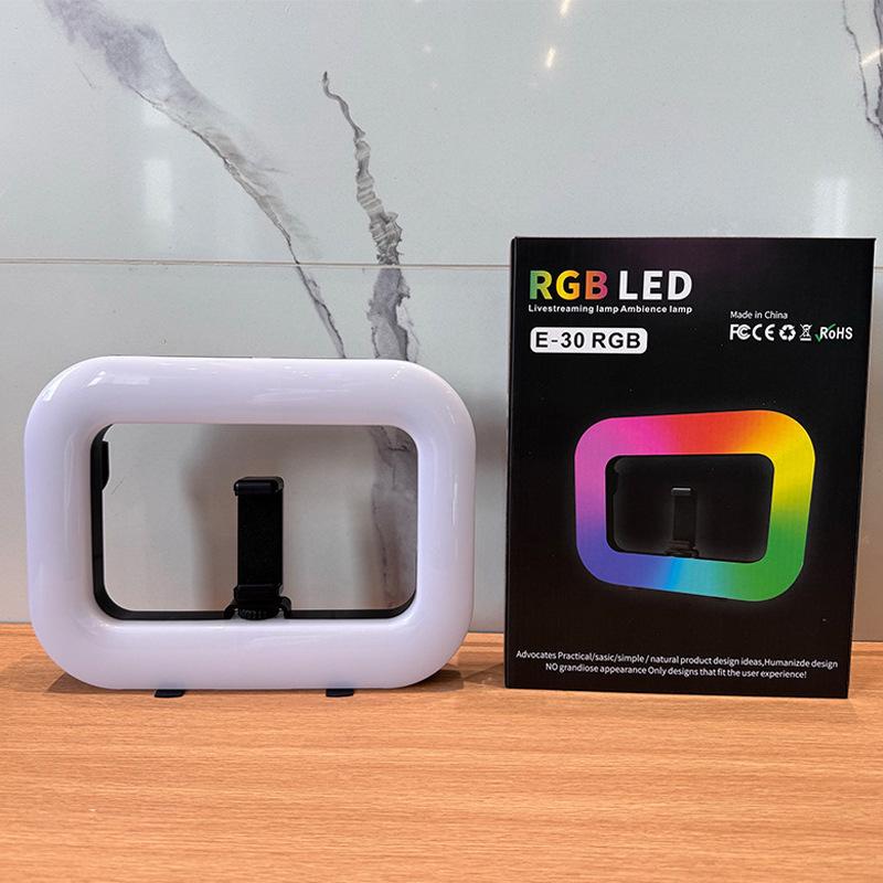 Nowe Przenośne Światło Pierścieniowe do Transmisji na Żywo i Fotografii na Zewnątrz