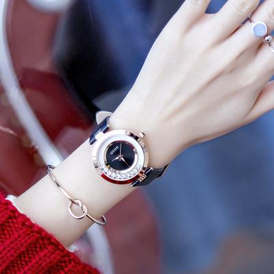 Women's Watch Fashionable Temperament Water Diamond English Dial Belt Trend Simple Leather Ladies Watch