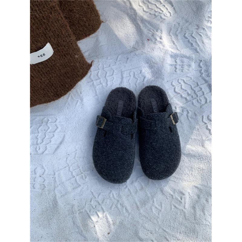 2025 herfst en winter nieuwe mode veelzijdige bovenkleding warme katoenen schoenen één pedaal tas hoofd halve pantoffels fluweel kurk