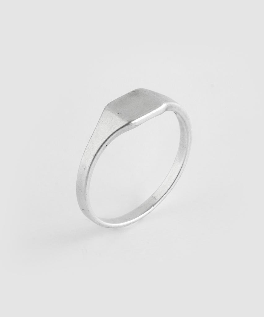 Quarqor #9117 Silver92.5 Ring