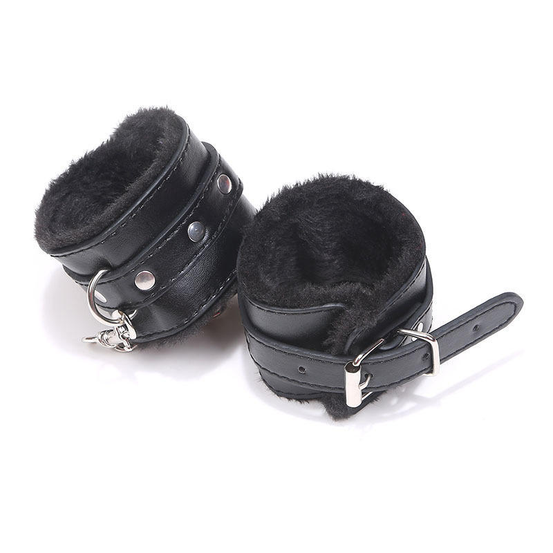 Adult sex toys PU leather plush handcuffs binding and binding handcuffs SM sex toys 18+