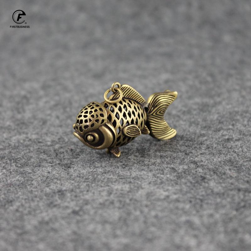 Pure Copper Goldfish Small Ornaments Home Decor Accesories Brass Hollow Head Movable Tail Pendant for Key Chain Desk Decorations