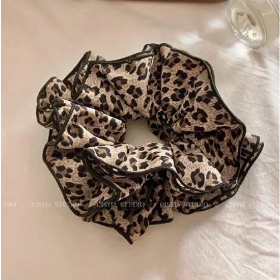 Korea Trend Big Leopard Scrunchies Women Girls Elastic Hair Rubber Bands Accessories Tie Hair Ring Rope Headdress Headwear