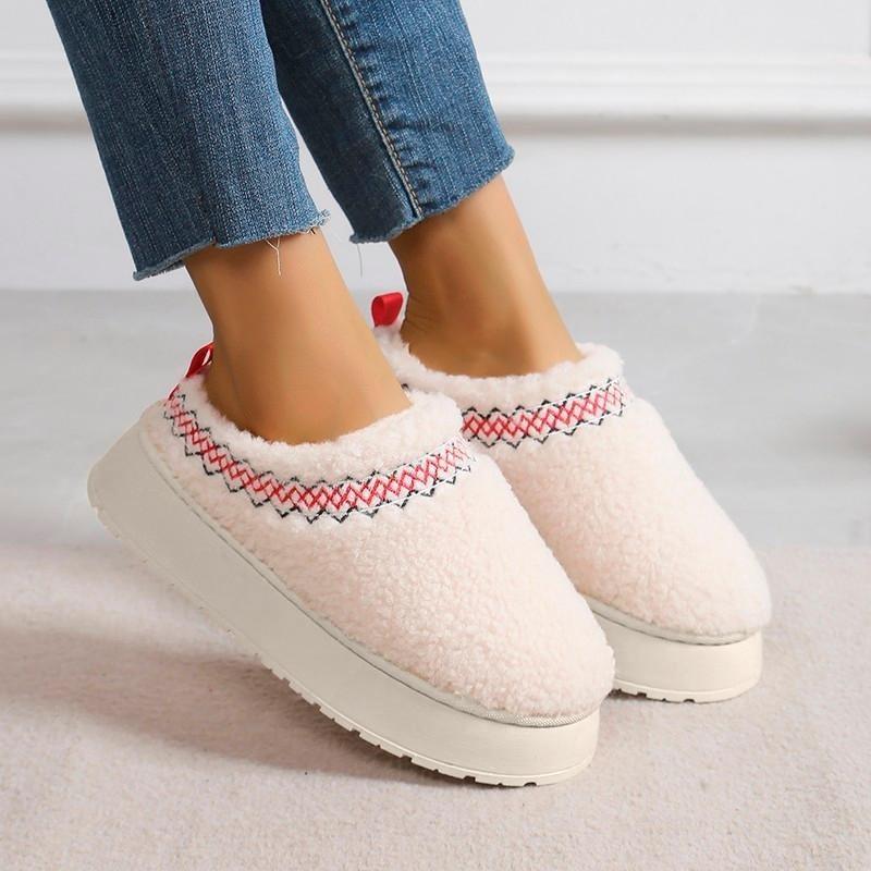 Fashion Women Snow Boots 2025 New Foreign Plus Size Warm Casual Outer Wear Cotton Shoes Women Anti-slip Slip on Shallow Ankle Boots