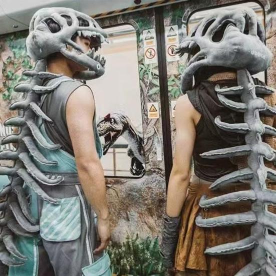 Realistic Dinosaur Skeleton Costume Set Adult Dinosaur Skull Headpiece And Spine Attachment 3D Halloween Cosplay Outfit