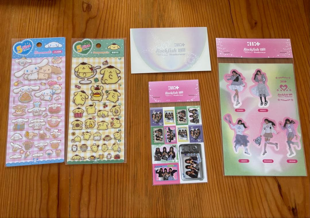 [USED] ILLIT Rockfish Weatherwear Purchase Bonus Sticker