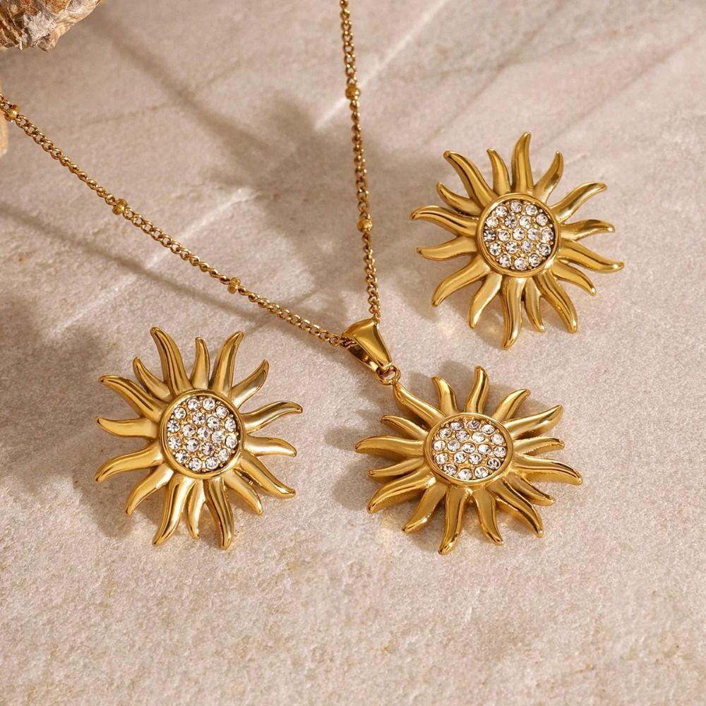 Gold Color Gold Plated Clavicle Chain Waterproof Sun Flower Geometric Neck Chain  Men
