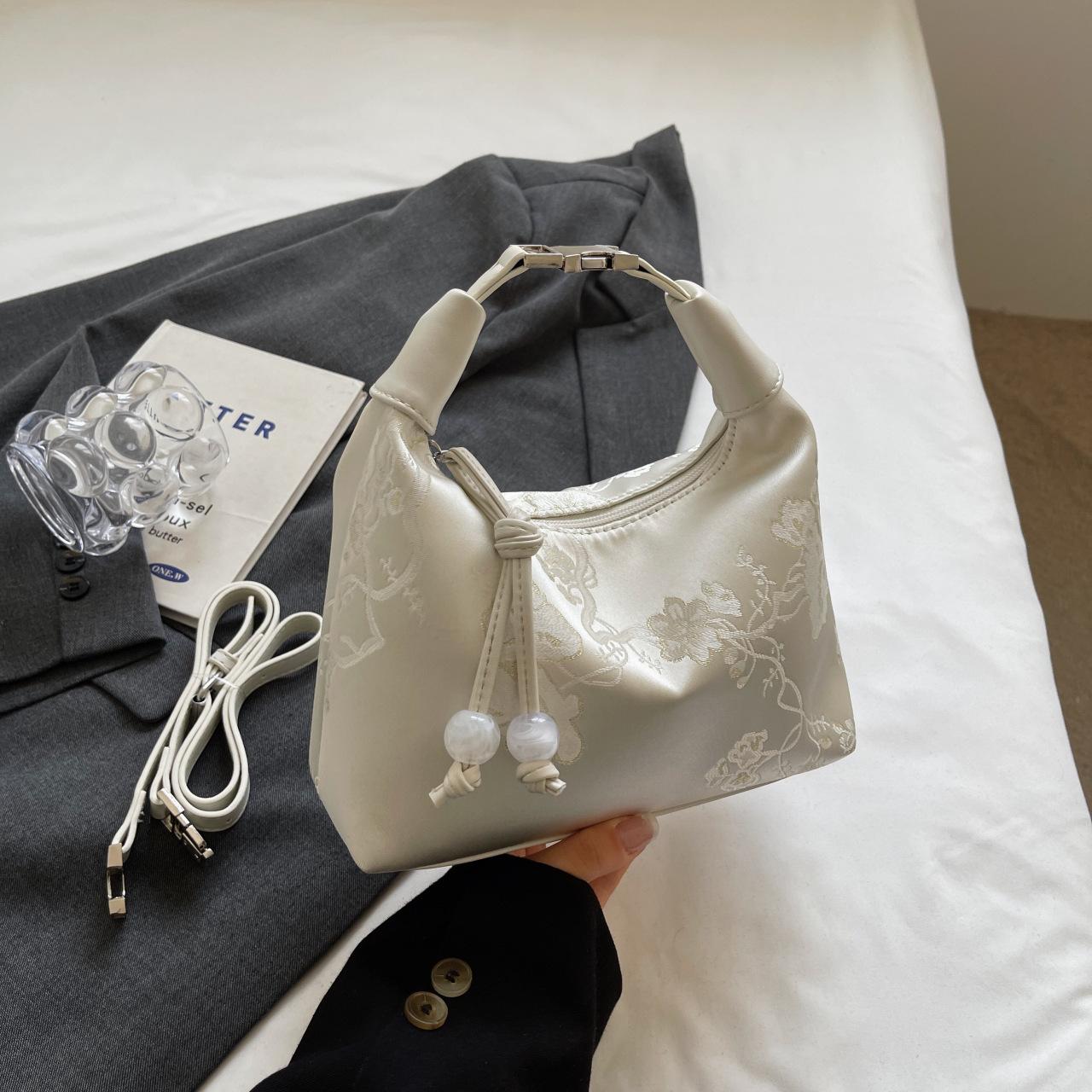 

Natial Style Embroidery Newest Chinese Style Bag For Women 2026 Newest Pattern Niche Crossbody Bag Evening Party Handel Bags