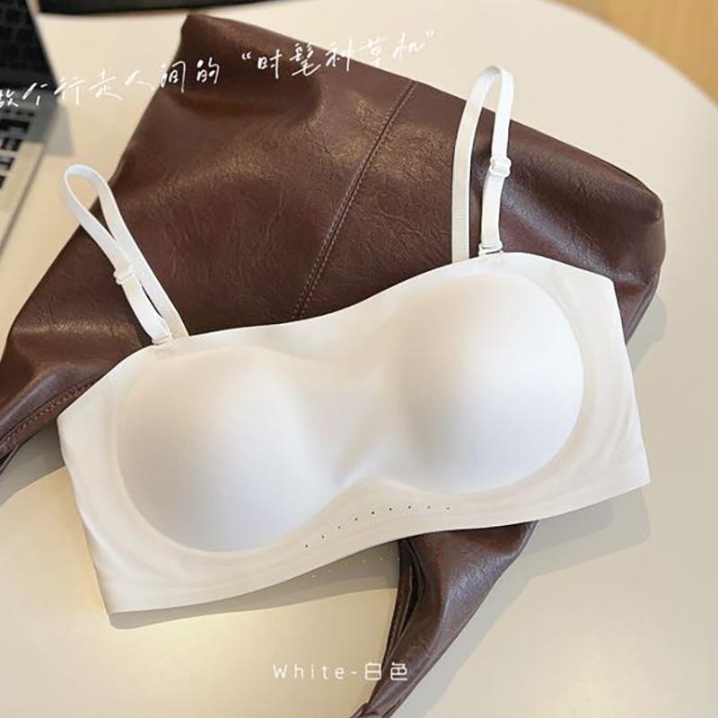 Strapless Tube Top Underwear Women's Small Breasts Gather and Show Large, Non-slip Chest Wrap, Anti-light and Seamless Invisible Beauty Back Bra Cover