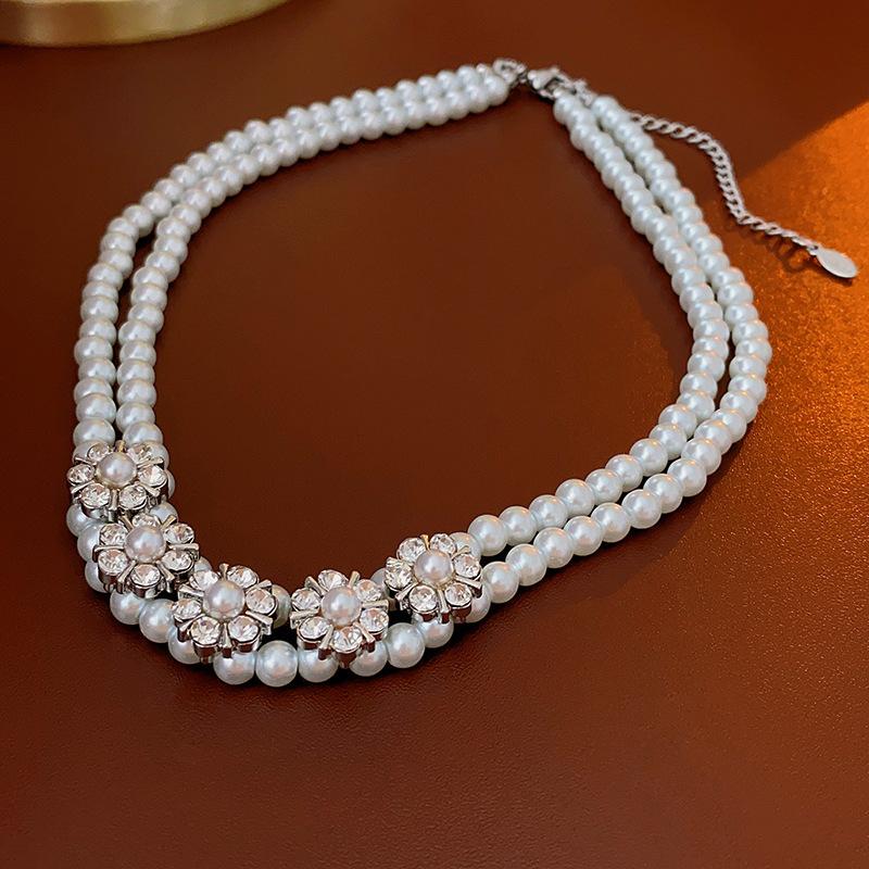 French Light Luxury Diamond-encrusted Artificial Pearl Necklace Retro Court Style Collarbone Chain Niche High-end Jewelry Women