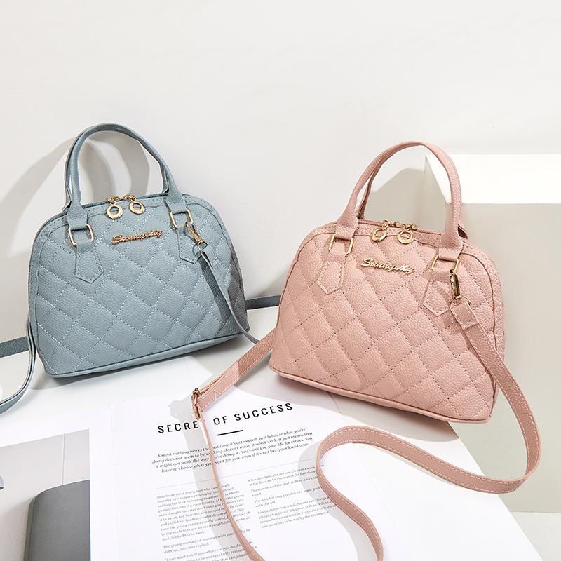 Autumn New Diamond Shoulder Women's Bag 2025 Temperament Small Bag Women's Bag Versatile Texture Shoulder Messenger Bag