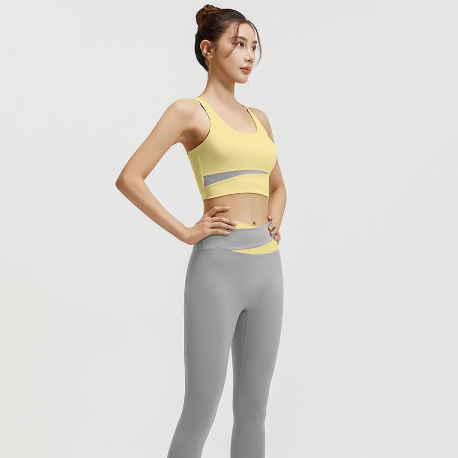 Women's Seamless Nude Feel Yoga & Running Two-Piece Set