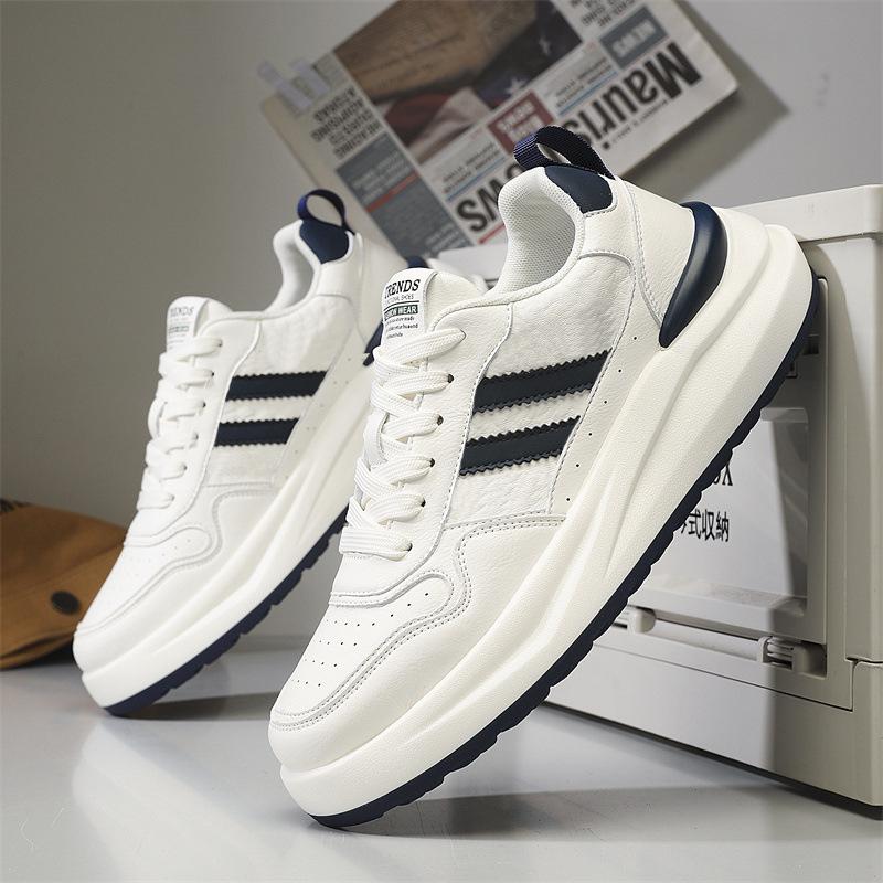 Live Broadcast Popular Men's Shoes 2025 New Autumn Platform Lightweight Fashion White Shoes Men's Soft-soled Sports Shoes