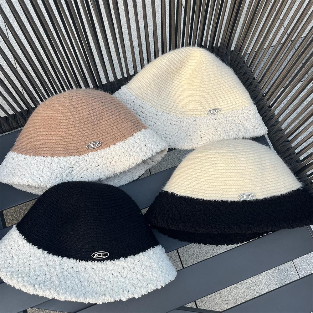 

Hat women s autumn and winter cashmere bucket hat knitted warm bucket hat splicing fashionable versatile face cover basin hat Adult (55-58cm) чорний