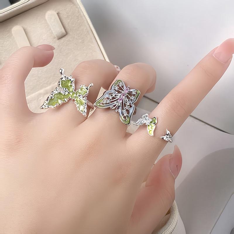 Kleiner Frischer Sommer Kühlendes Gefühl Grüner Emaille Tropfendes Öl Schmetterling Blume Öffnender Ring Nische Leichter Luxus High-End Ring
