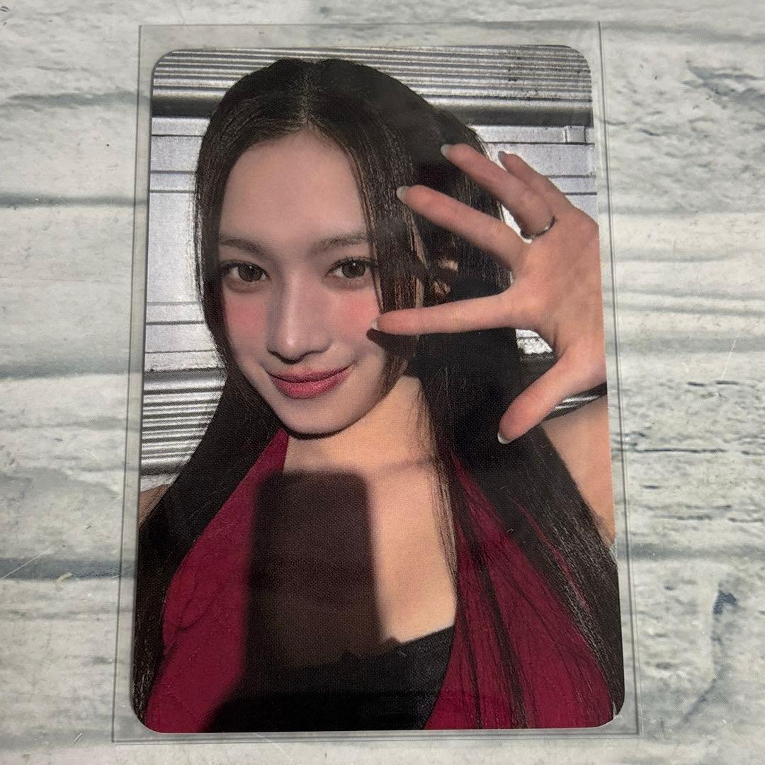 

[USED] TWICE Sana the story goes on bdm trading card