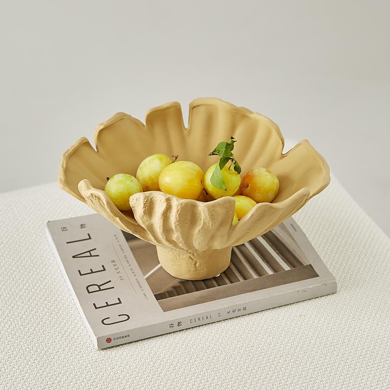 Petal Shaped Ceramic Fruit Bowl Storage Crafts Home Coffee Table Snack Plate Ornaments Bedroom Dresser Jewelry Tray Decoration