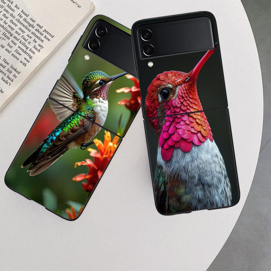 The Spirit of Hummingbirds Phone Case For Samsung Z Flip 7 6 5G Galaxy Z Flip 5 4 3 Black Hard Cell Cover Luxury PC Shell Coque