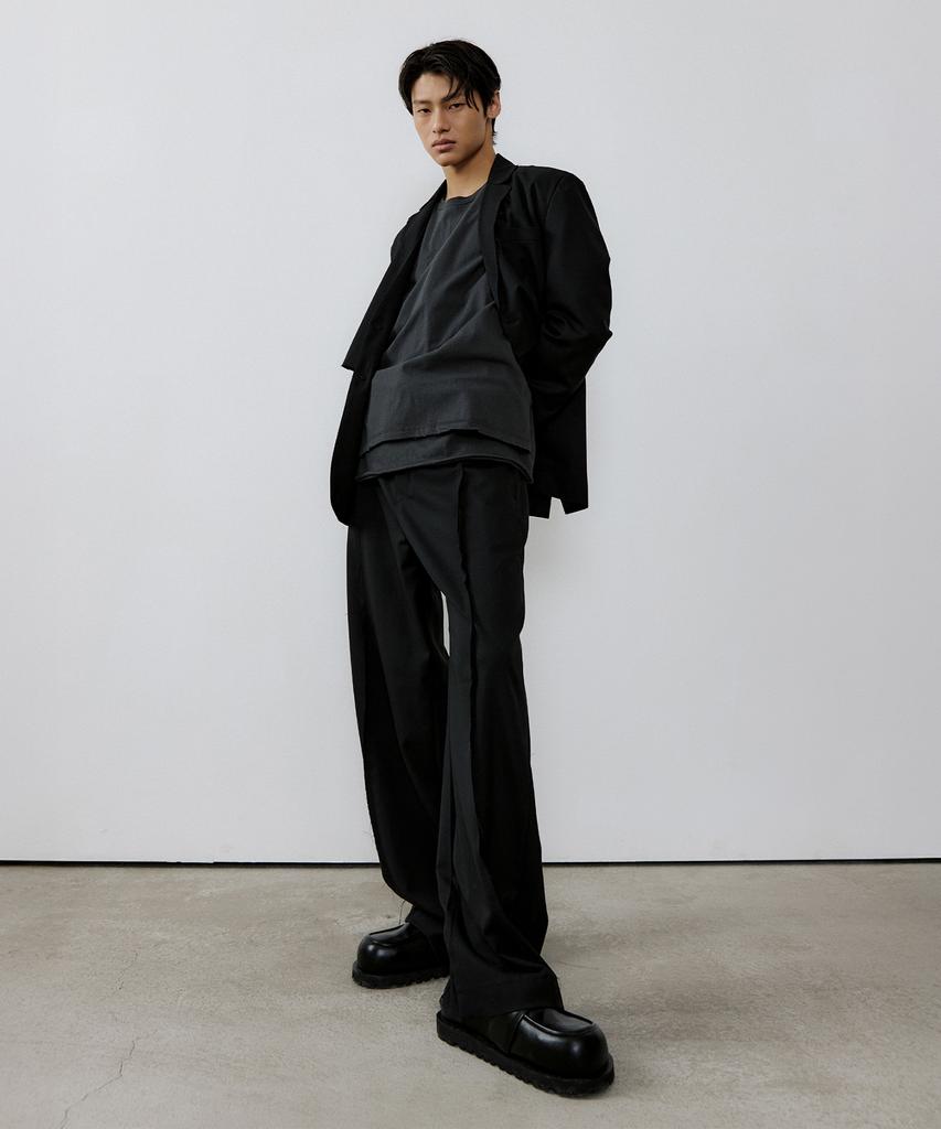 ENDOOR Exposed Seam Pants (Black)
