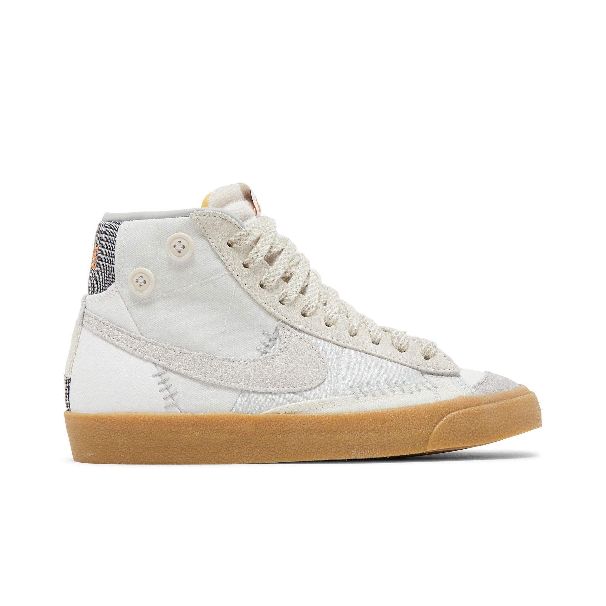 Nike Womens Blazer Mid `77 LX